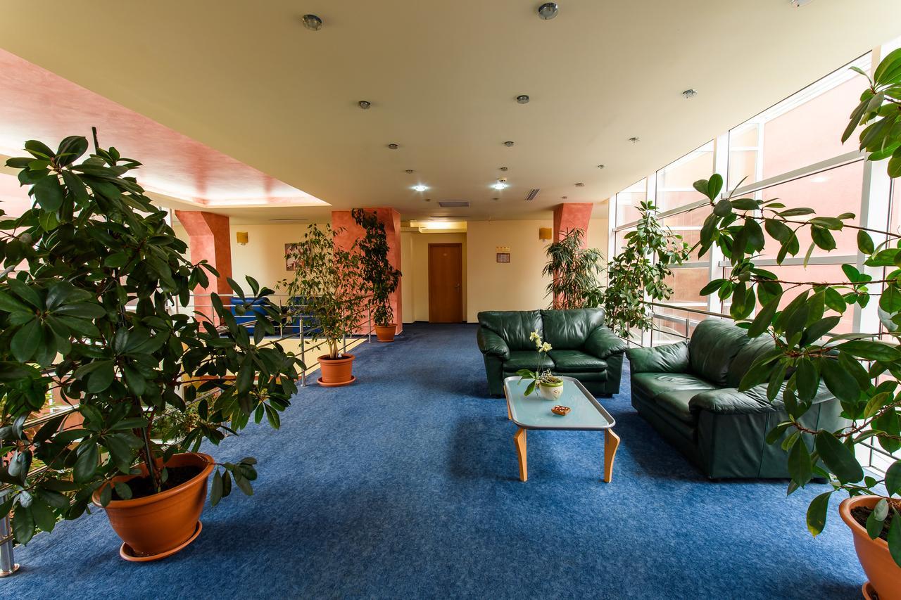 Hotel Torontal Тимишоара Экстерьер фото